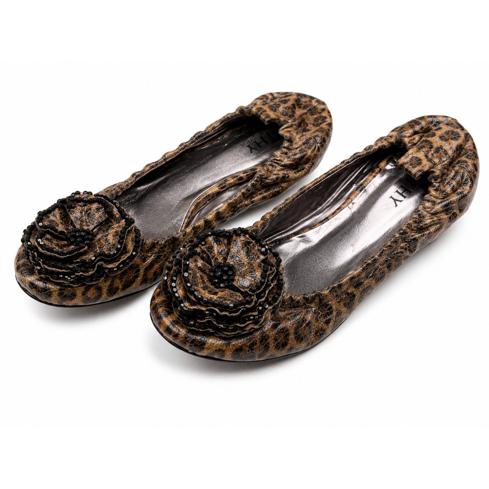 Kathy Van Zeeland Vintage Y2K Leopard Print Ballet Flats Women's Size 7.5